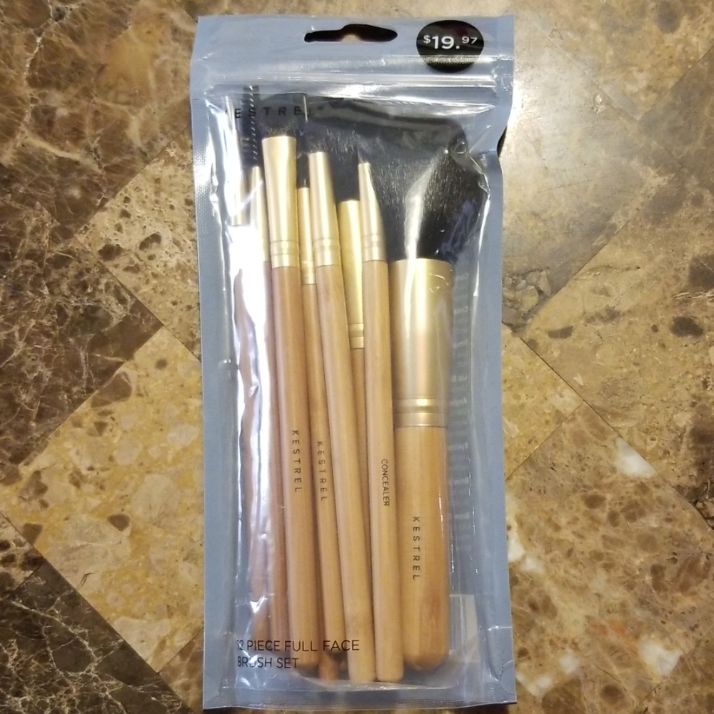 Kestrel 12 Piece Full Face Brush Set